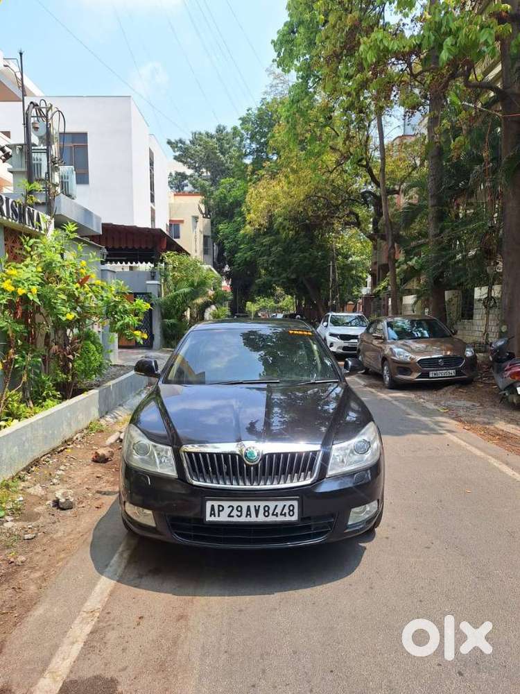 Skoda Laura 2.0 Tdi At L And K, 2012, Diesel