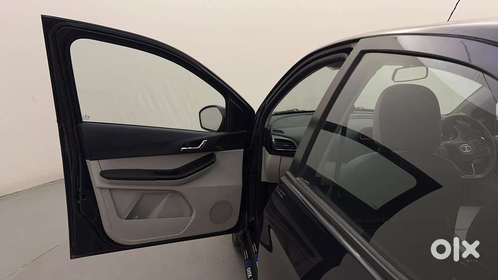 Tata Tiago 1.2 Revotron Xz Plus, 2023, Petrol