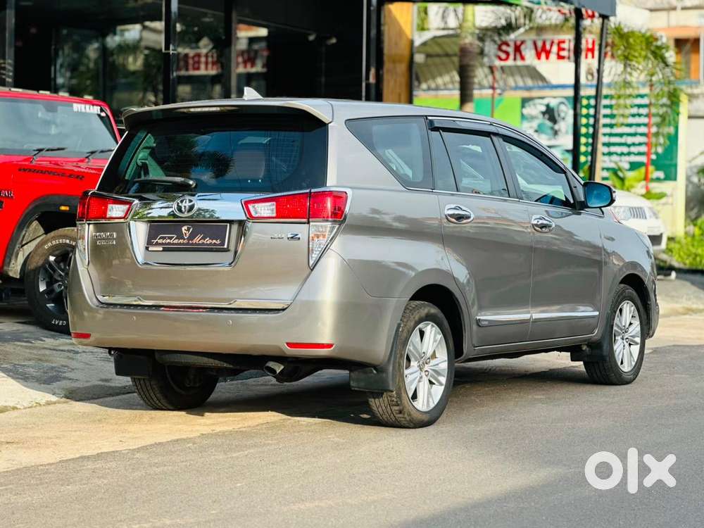 Toyota Innova Crysta 2.8z Automatic, 2017, Diesel