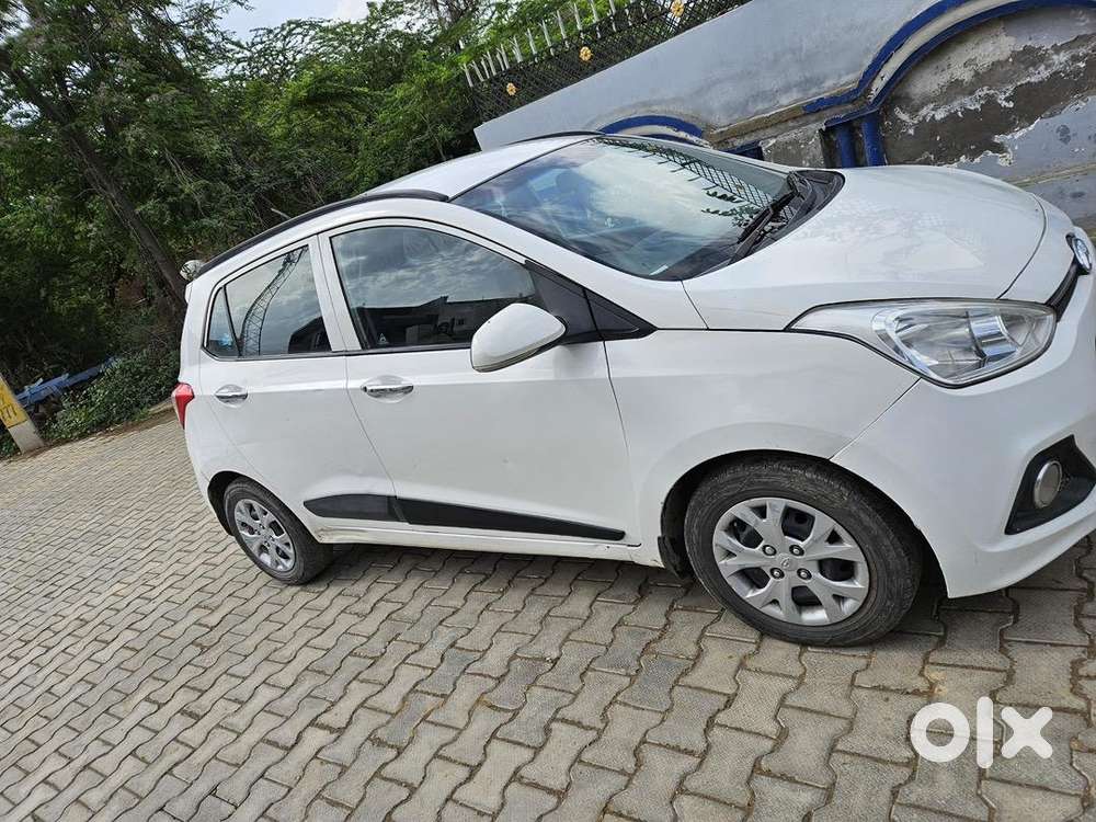 Hyundai Grand I10 2016 Diesel Well Maintained