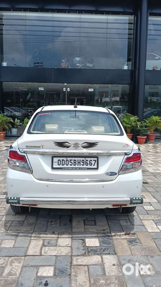 Maruti Suzuki Dzire 1.2 Vxi, 2022, Petrol