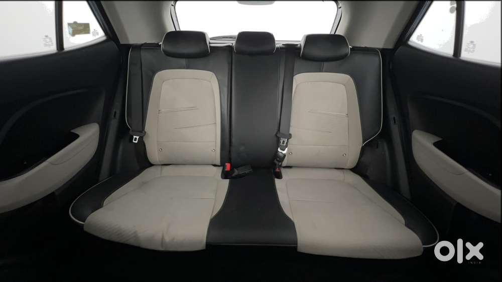 Hyundai Venue 1.0 Sx (o) Turbo Dct, 2023, Petrol