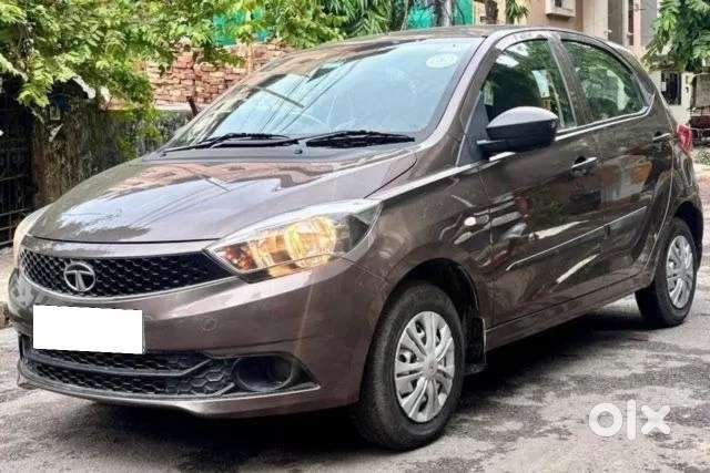Tata Tiago Xe, 2018, Petrol