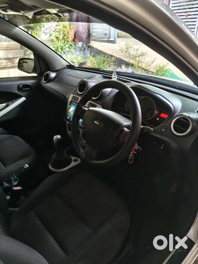Ford Figo 2011 Titanium Diesel