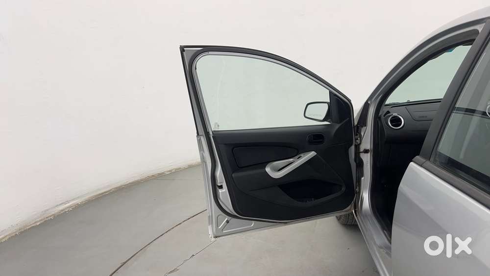 Ford Figo 1.2 Duratec Petrol Titanium, 2012, Petrol