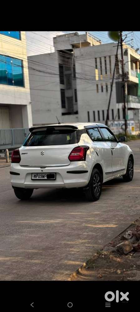 Maruti Suzuki Swift Amt Vxi, 2020, Petrol