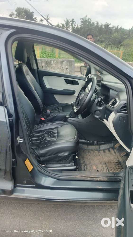 Tata Altroz 1.2 Xt, 2021, Petrol
