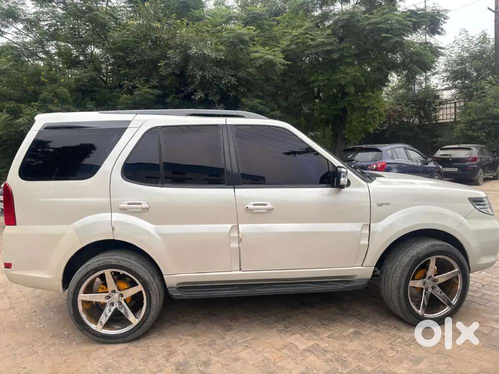 Tata Safari Storme 2016 Diesel 68000 Km Driven