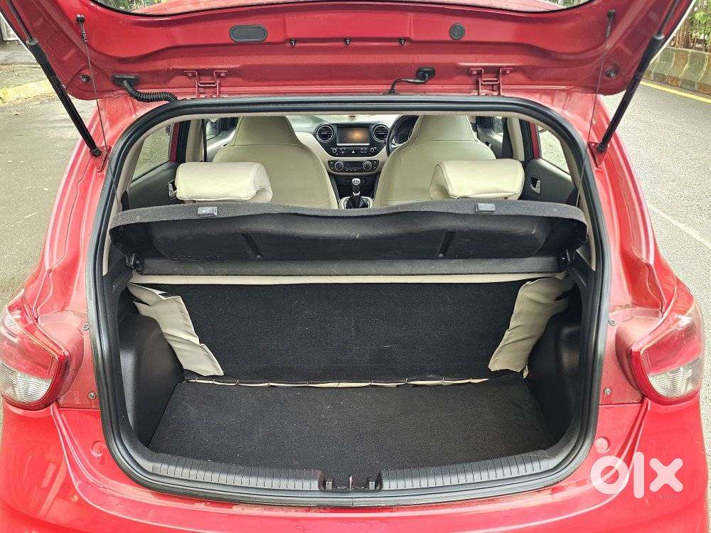 Hyundai Grand I10 Asta Option, 2017, Petrol