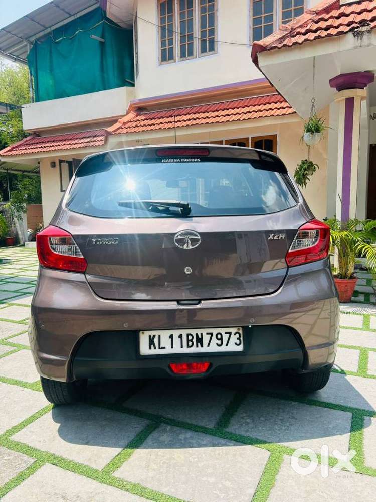 Tata Tiago 1.2 Revotron Xza, 2018, Petrol