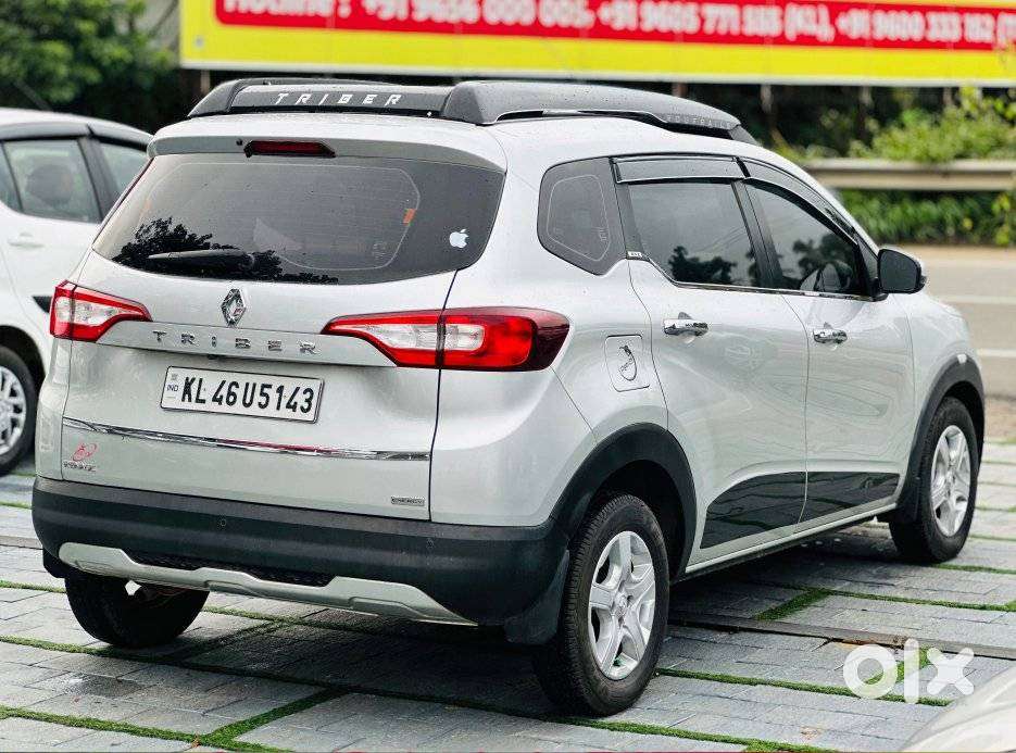 Renault Triber Rxz, 2019, Petrol