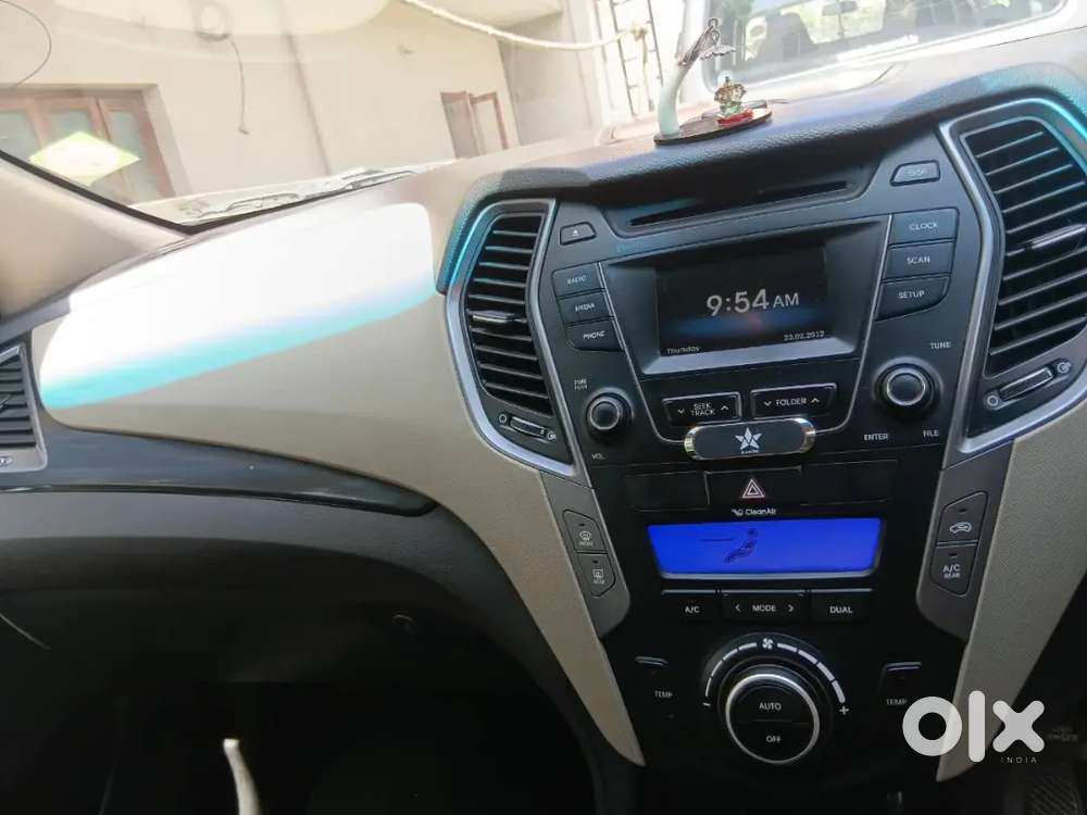 Hyundai Santafe 7 Seater Automatic Transmission