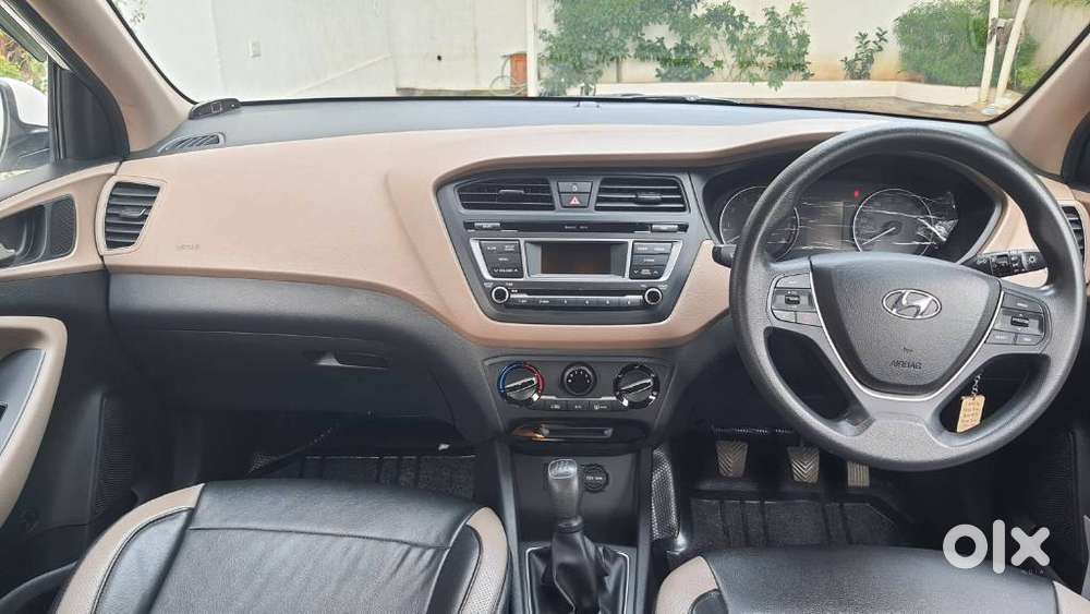 Hyundai Elite I20 Sportz (o) 1.2, 2017, Petrol