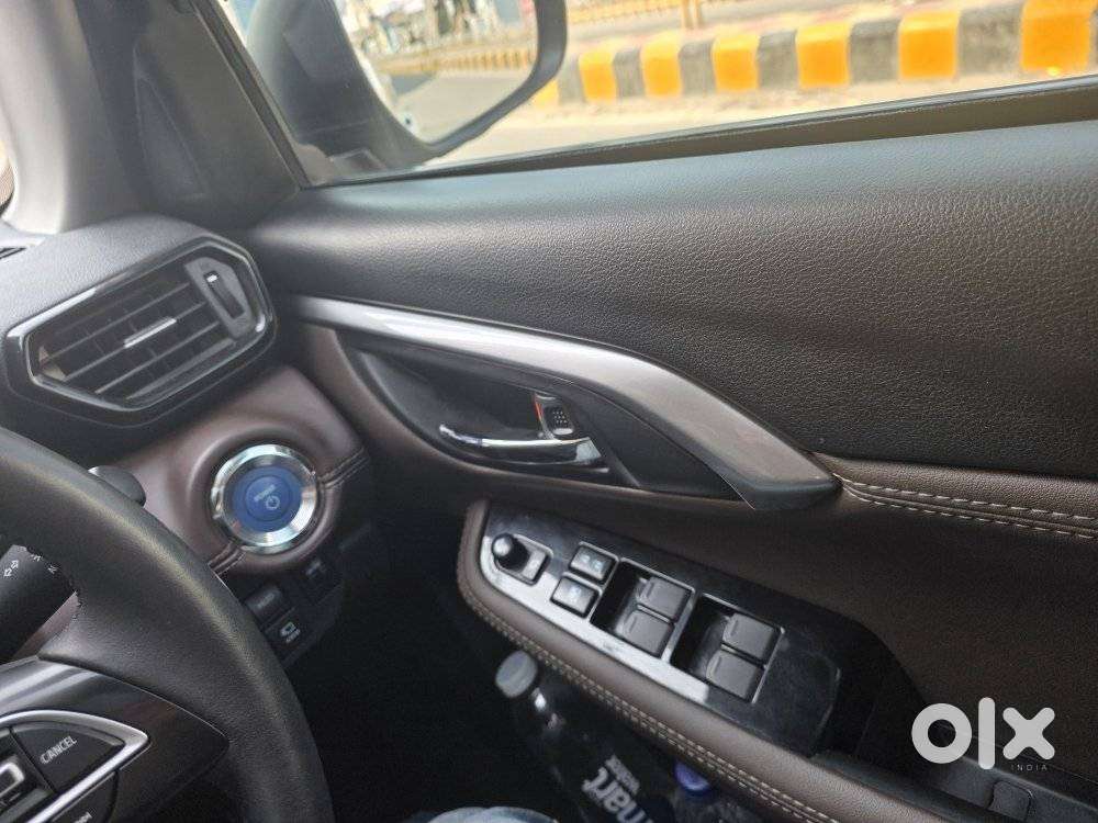 Toyota Urban Cruiser Hyryder V Hybrid Aero Edition, 2024, Petrol