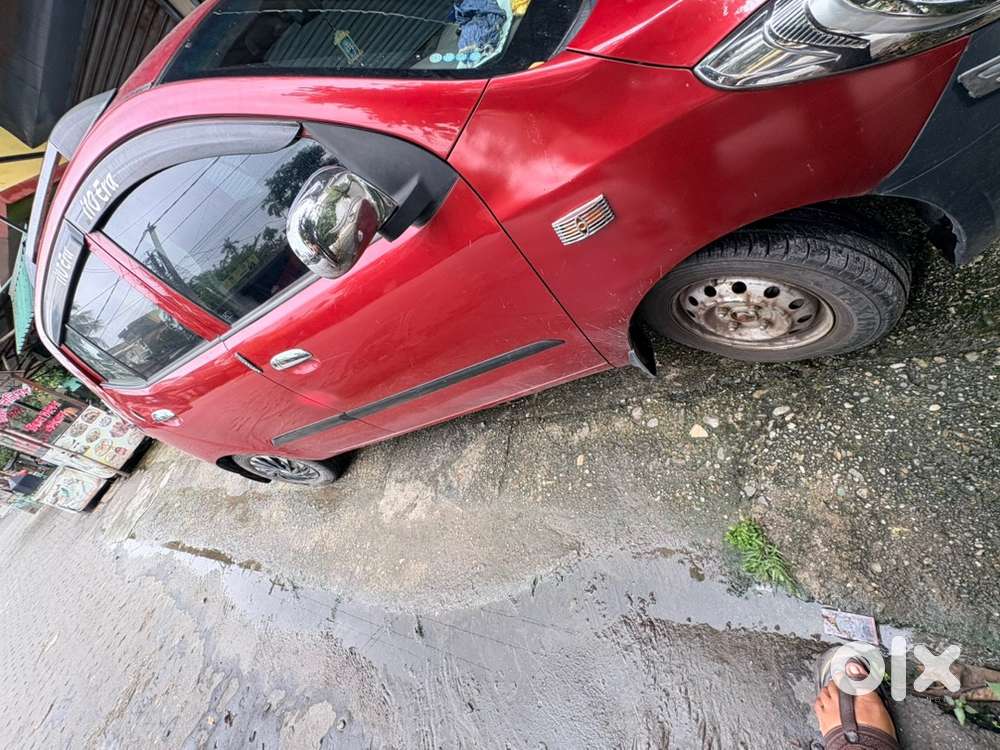 Hyundai I10 2011 .31000km Driven