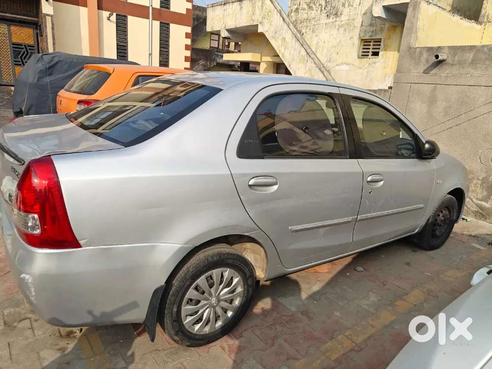 Toyota Etios Petrol Manual 2011 Variant