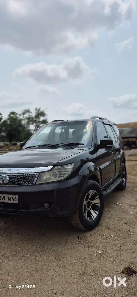 Tata Safari Storme 2013