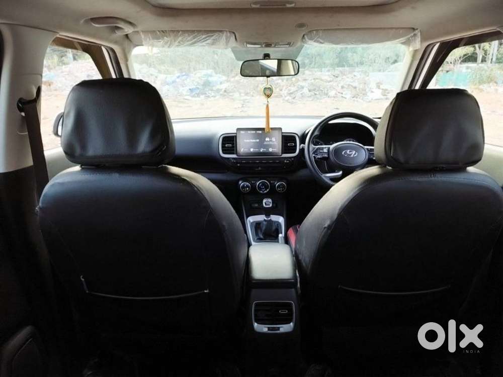 Hyundai Venue Sx(o) Knight Edition Mt, 2022, Diesel