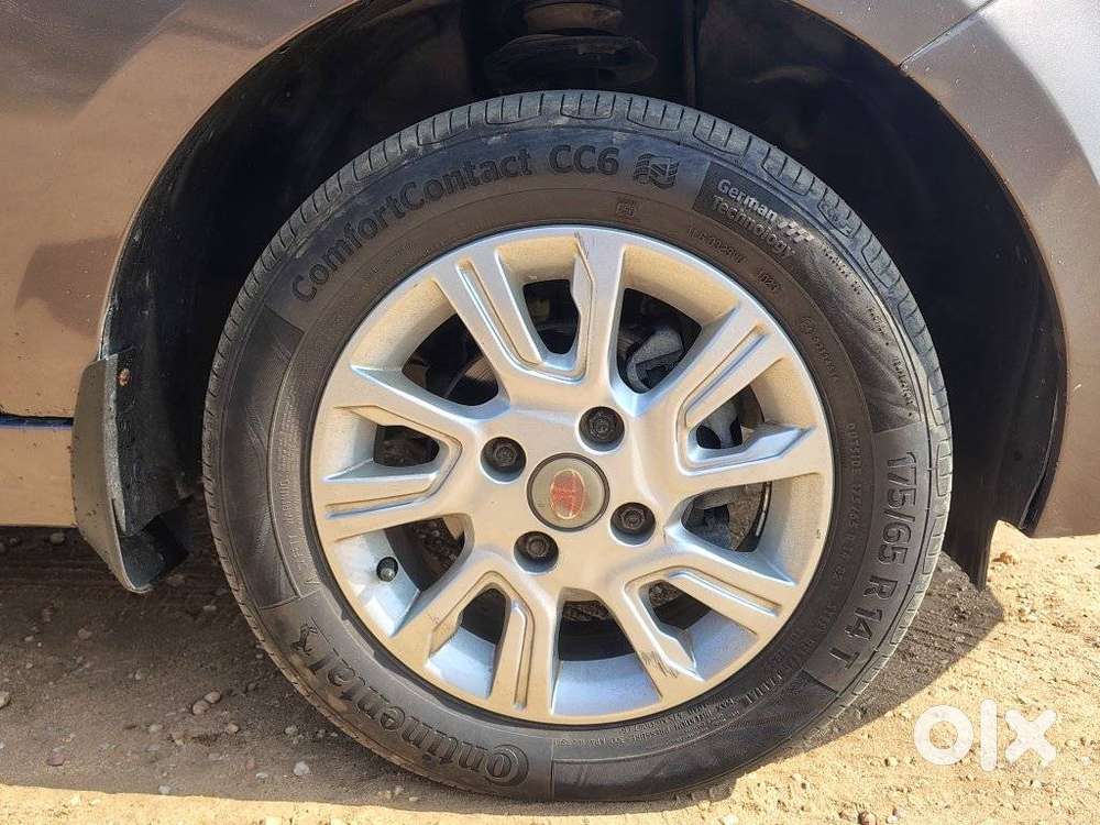 Tata Tiago 1.2 Revotron Xza, 2018, Petrol