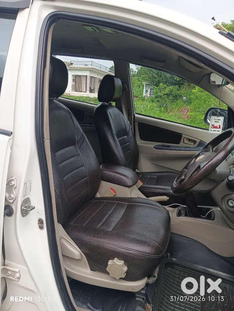 Toyota Innova 2.5 2012