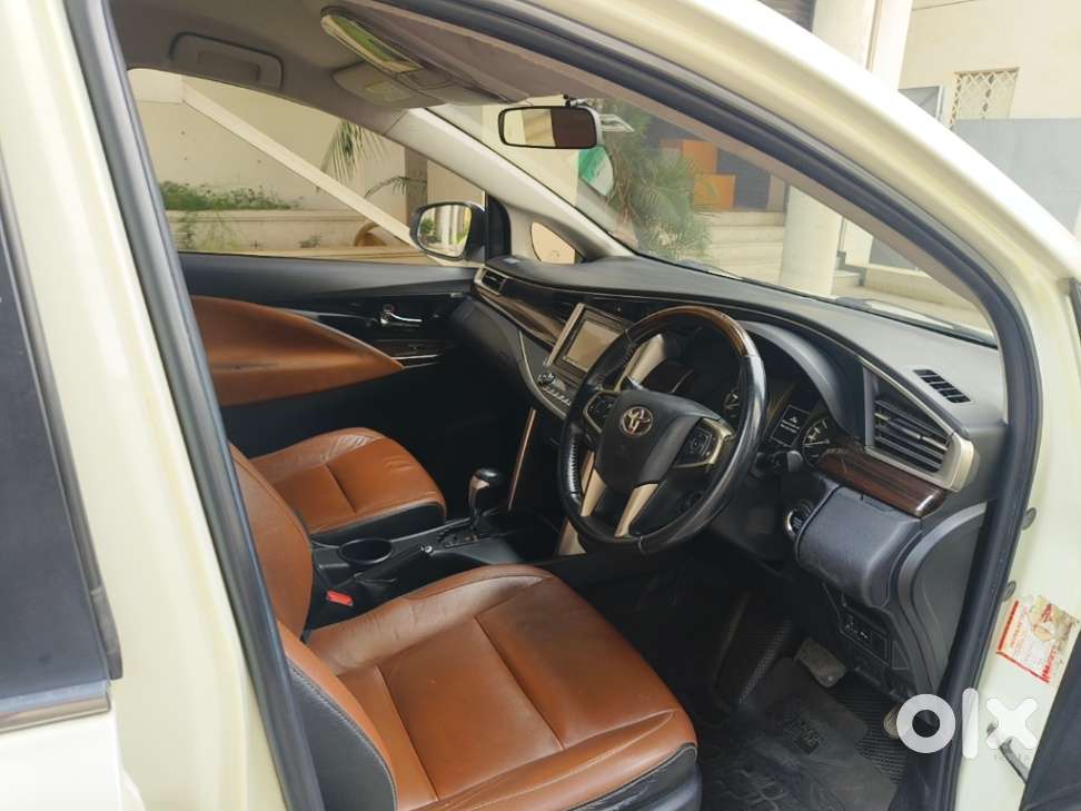 Toyota Innova Crysta 2.8 Z, 2017, Diesel
