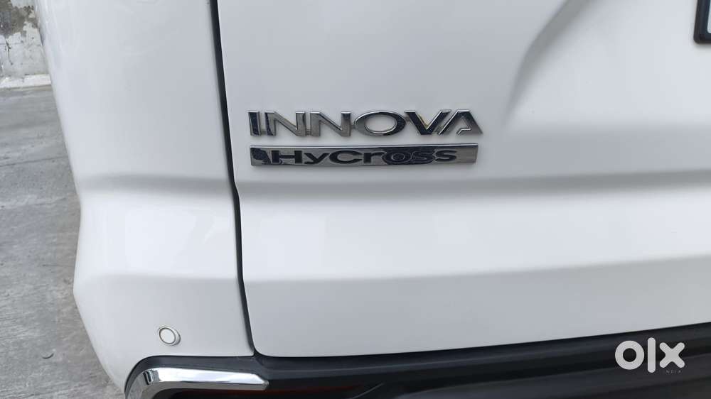 Toyota Innova Hycross 2.0 Zx Hybrid 7 Str, 2024, Petrol