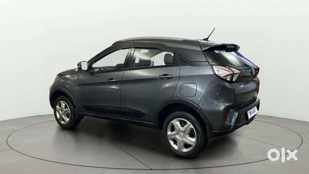 Tata Nexon 1.2 Revotron Xm (s), 2022, Petrol