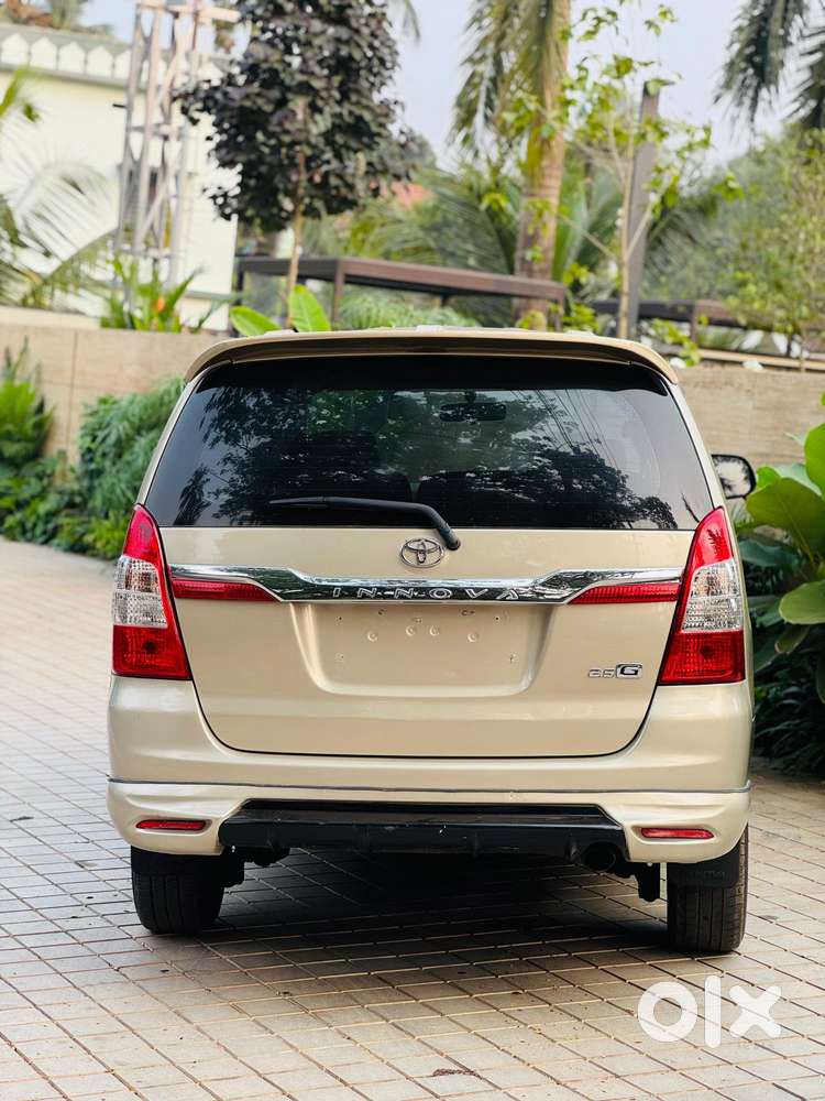 Toyota Innova 2.5 G (diesel) 8 Seater, 2013, Diesel