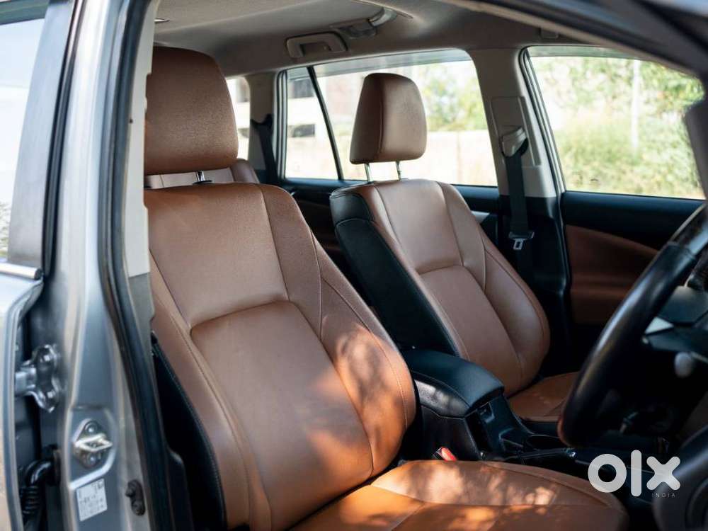 Toyota Innova Crysta 2.8z Automatic, 2021, Petrol