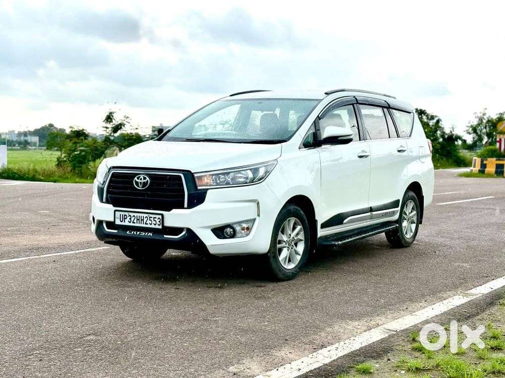 Toyota Innova Crysta 2.4 G Mt, 2016, Diesel