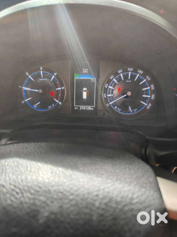 Toyota Innova Crysta (2017)