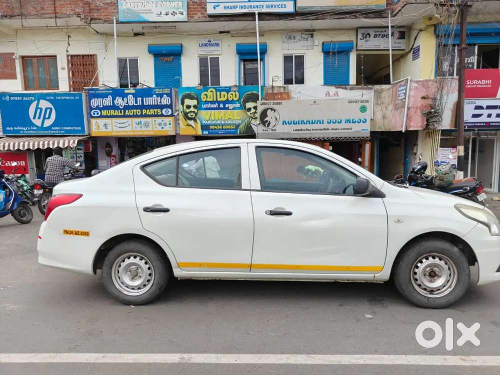 Nissan Sunny 2015