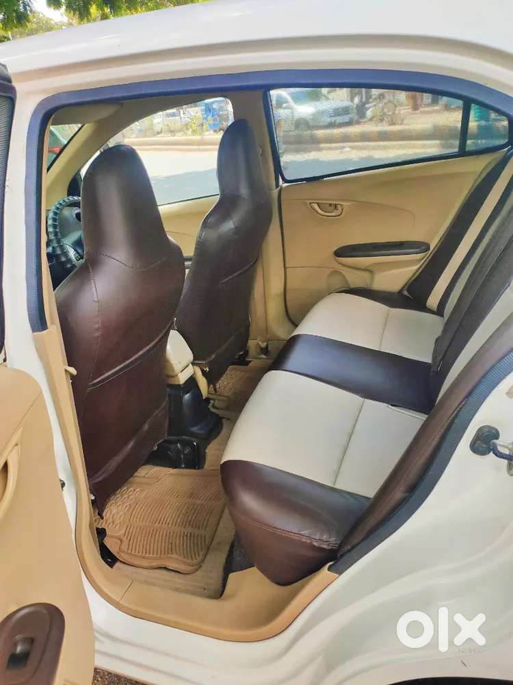 Ladies Driving.
Honda Amaze 2013 Cng & Hybrids Well Maintained