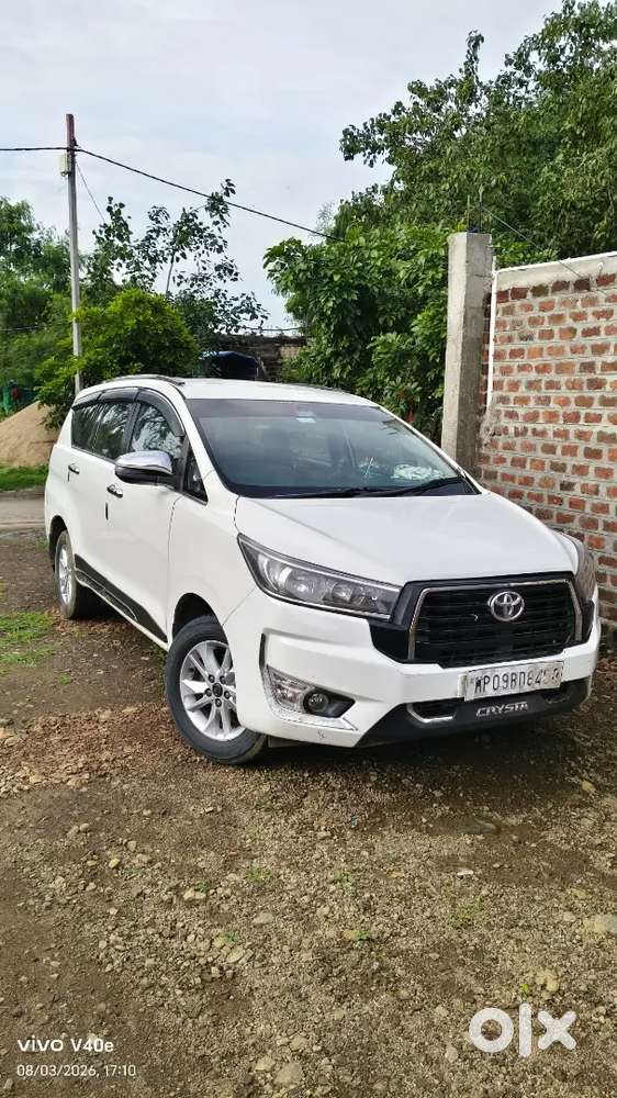 Toyota Innova Crysta 2.4 2018