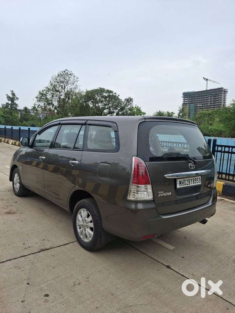 Toyota Innova 2.5 Vx 7 Str, 2010, Diesel