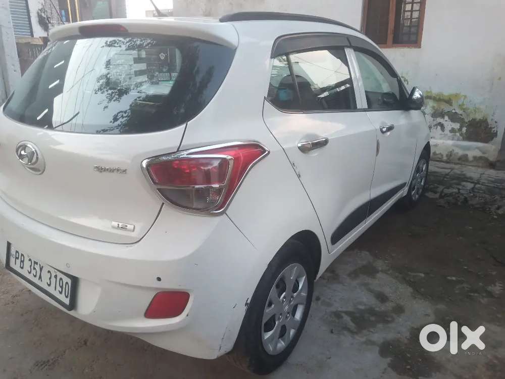Hyundai Grand I10 Sportz 2016