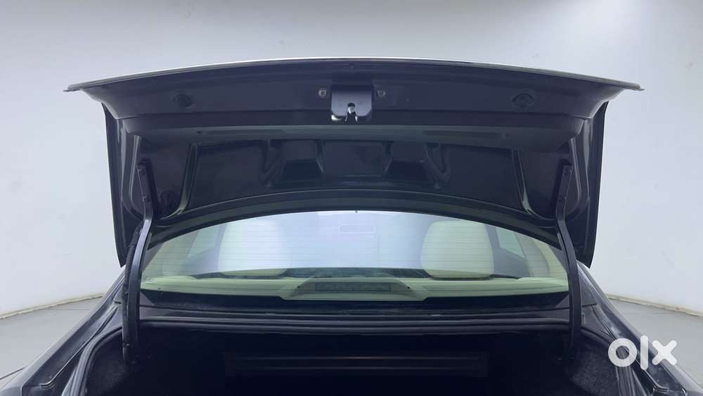 Skoda Rapid 1.0 Style At, 2020, Petrol