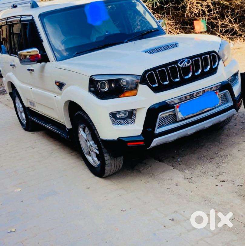 Mahindra Scorpio 2015 Diesel Well Maintained