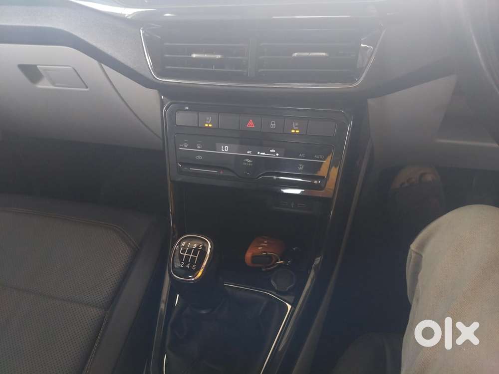 Skoda Kushaq Style 1.0l Tsi Mt, 2021, Petrol