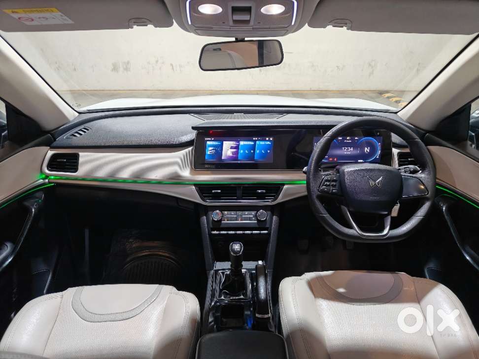 Mahindra Xuv700 2.2 Ax 5 Diesel Mt Str, 2022, Diesel