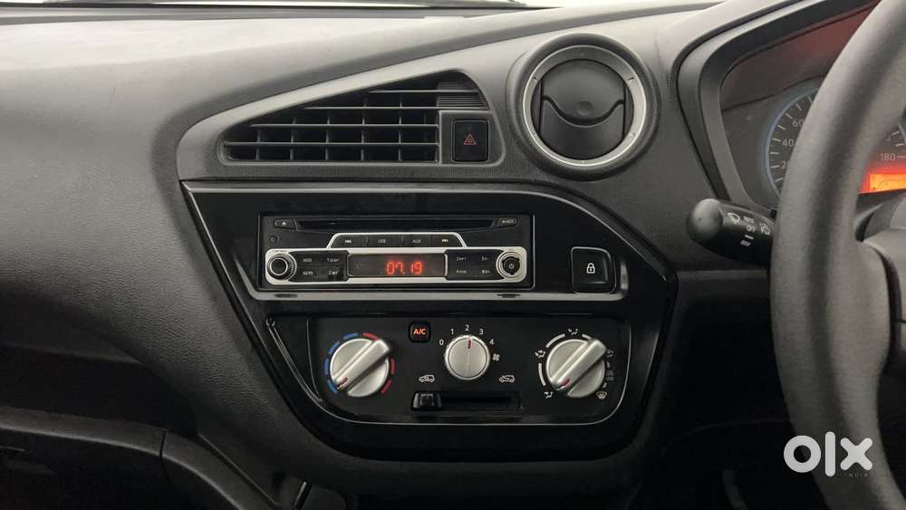 Datsun Redigo T Option, 2017, Petrol
