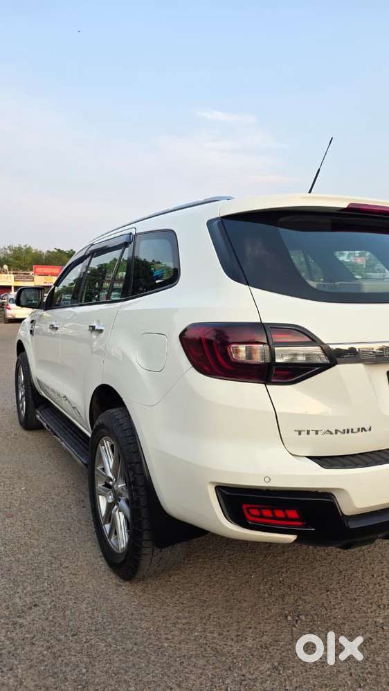 Ford Endeavour 3.2 Titanium At 4x4, 2017, Diesel