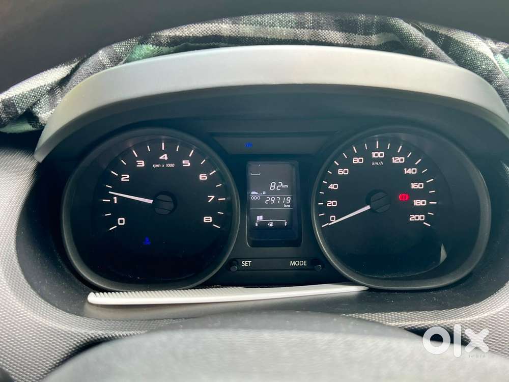 Tata Tiago Petrol 2018