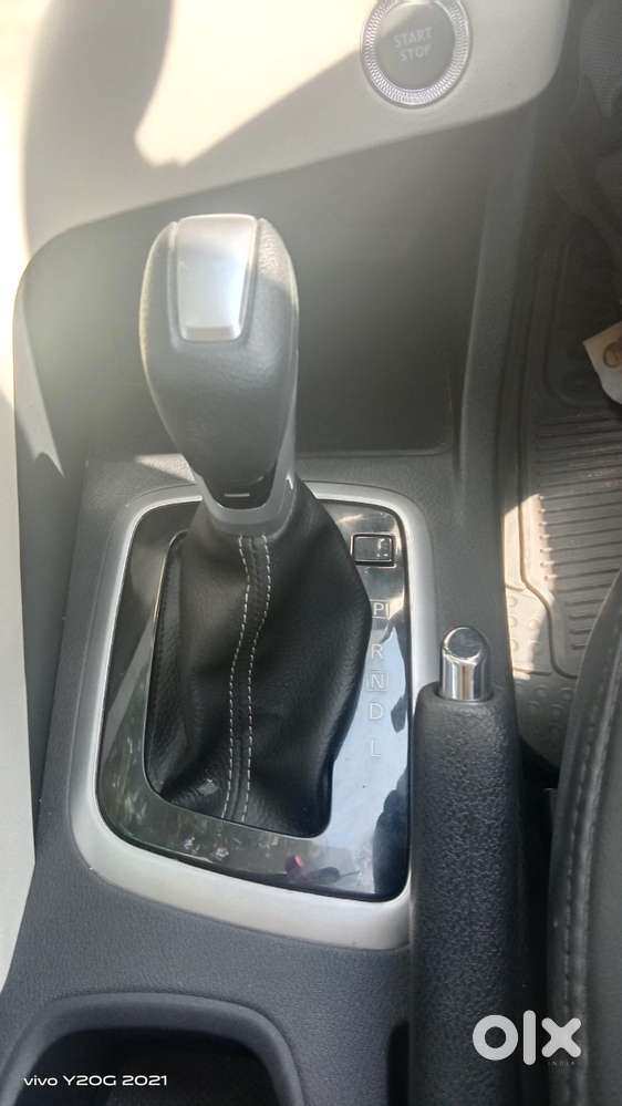 Nissan Magnite 1.0 Xv Premium Turbo Cvt, 2023, Petrol