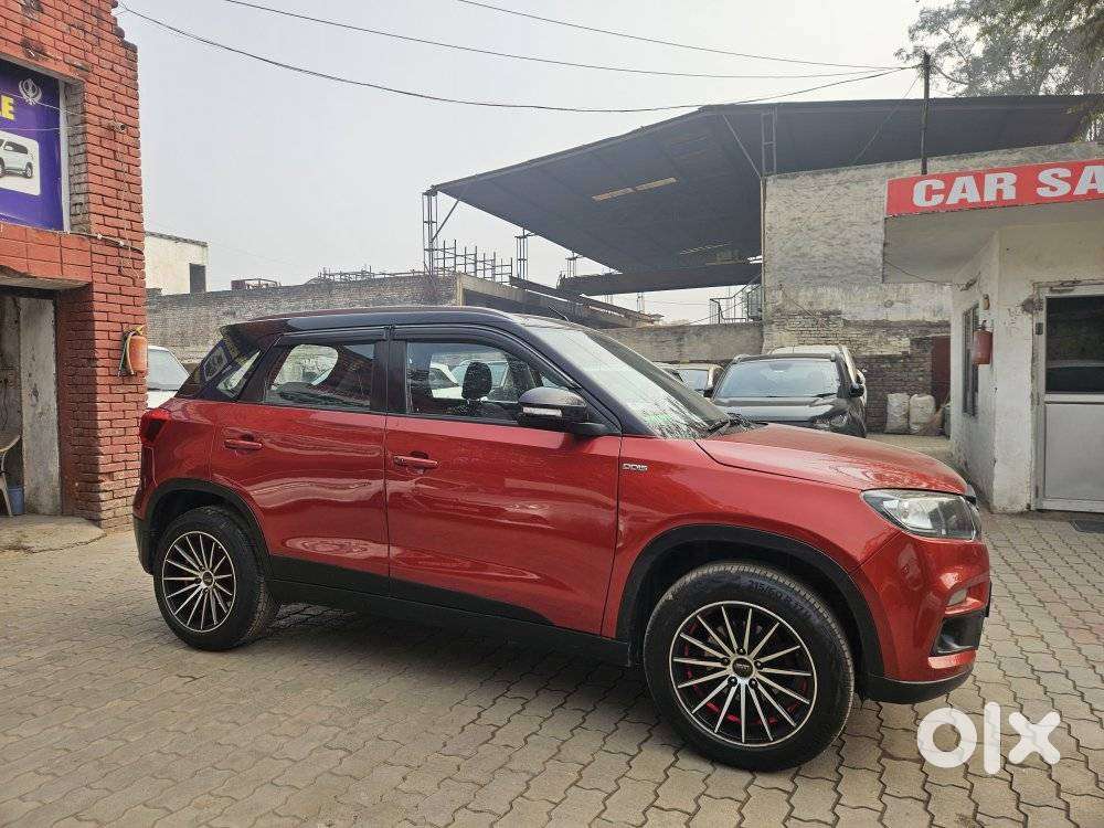 Maruti Suzuki Brezza Zdi+ Dual Tone, 2018, Diesel