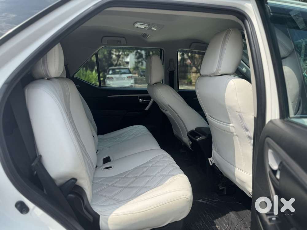 Toyota Fortuner [2021-ongoing] 2.8 2wd Diesel At, 2022, Diesel