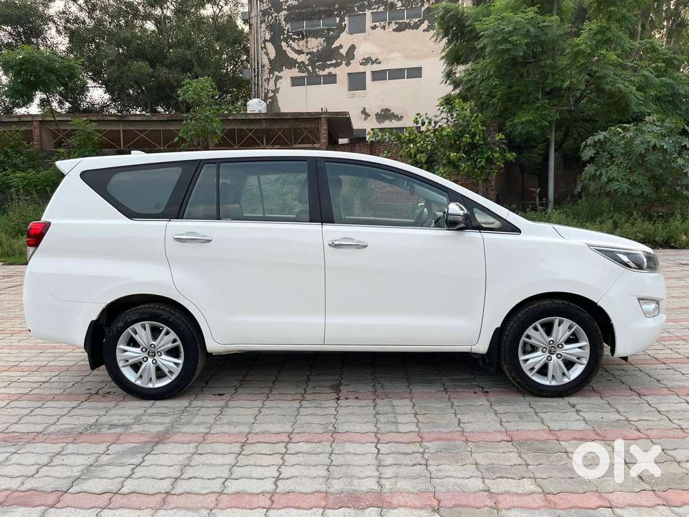 Toyota Innova Crysta 2.4 Z 7 Str, 2018, Diesel