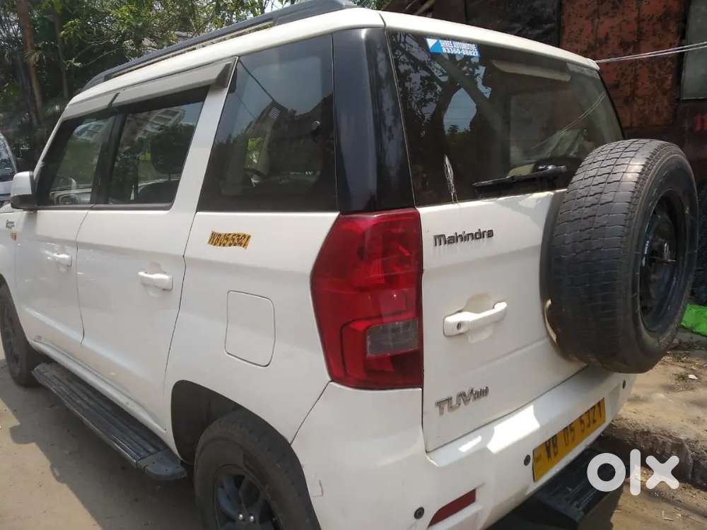 Mahindra Tuv300 T8