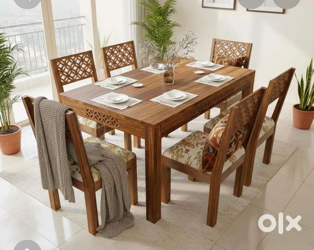 Today sale buy new 4 seet dining teble sisam me -12990/- Emi available