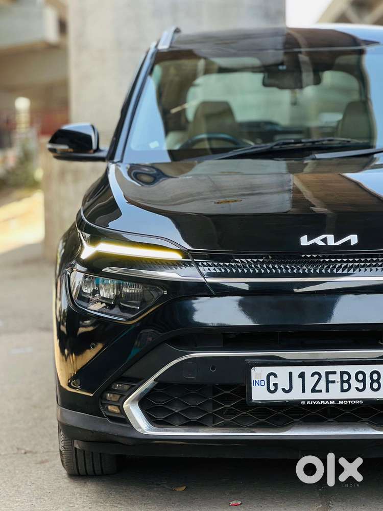 Kia Carens 1.5 Luxury Plus Diesel 6 Str, 2022, Diesel